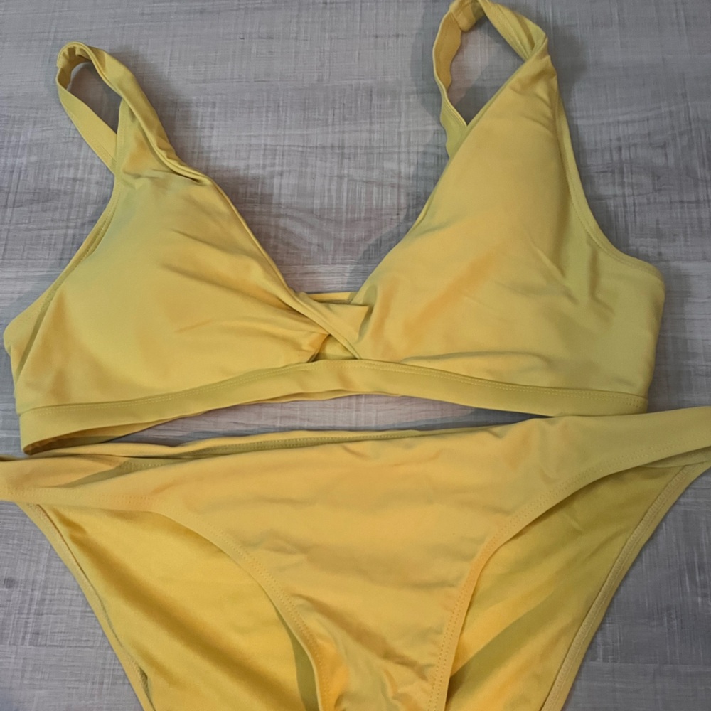 PrettyLittleThing Yellow Bikini Set